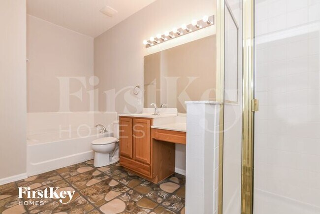 Building Photo - 258 Aster Dr