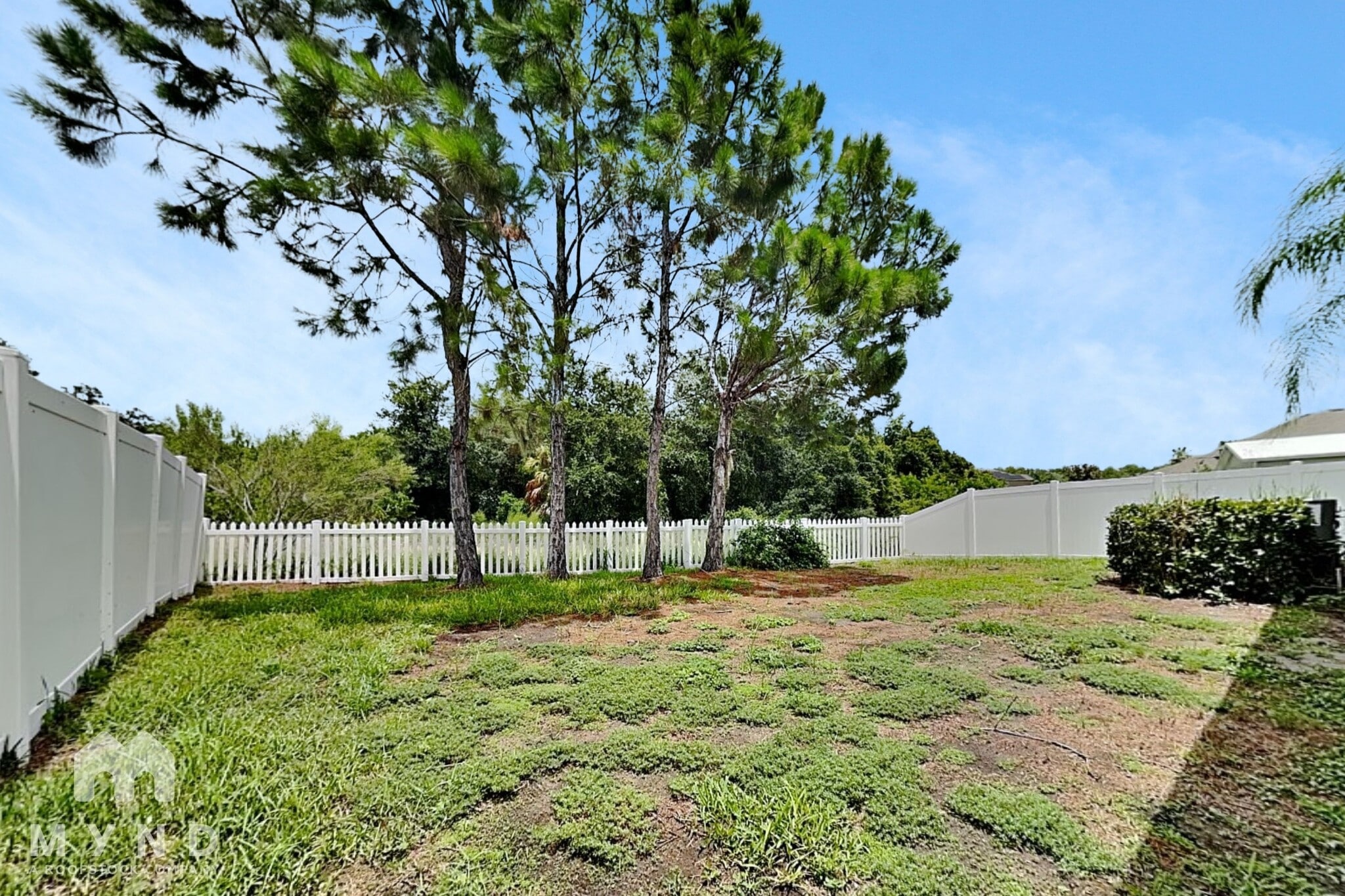 Building Photo - 1212 Oak Pond St