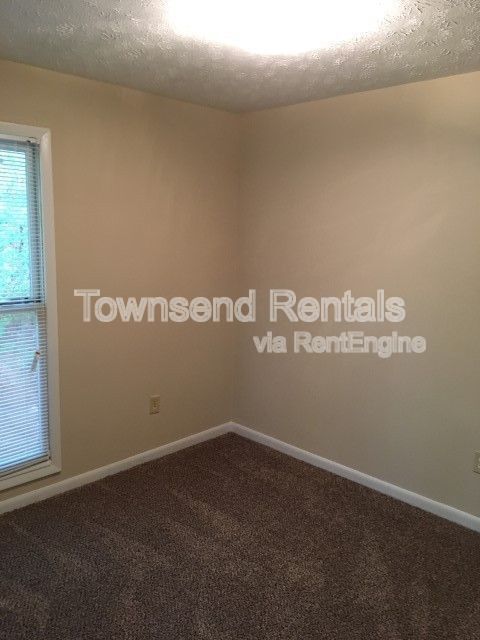 Building Photo - 7045 Candlewood Dr