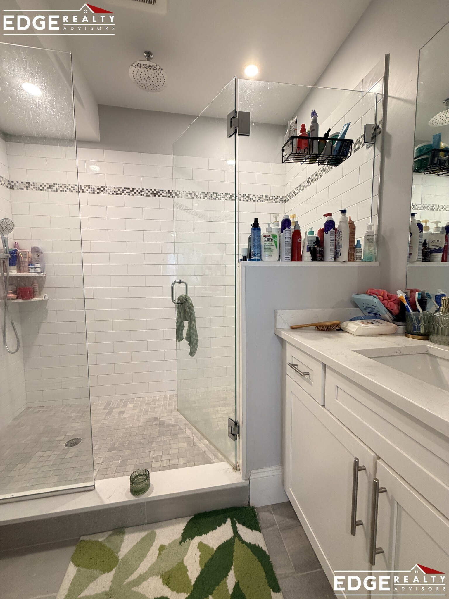 Building Photo - 80 N Beacon St