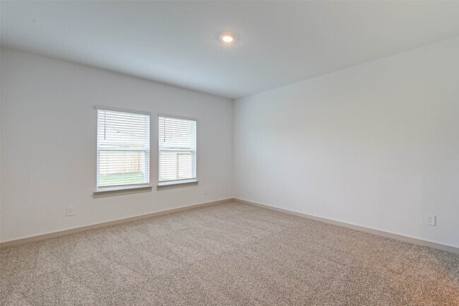 Building Photo - 250 John House Ln