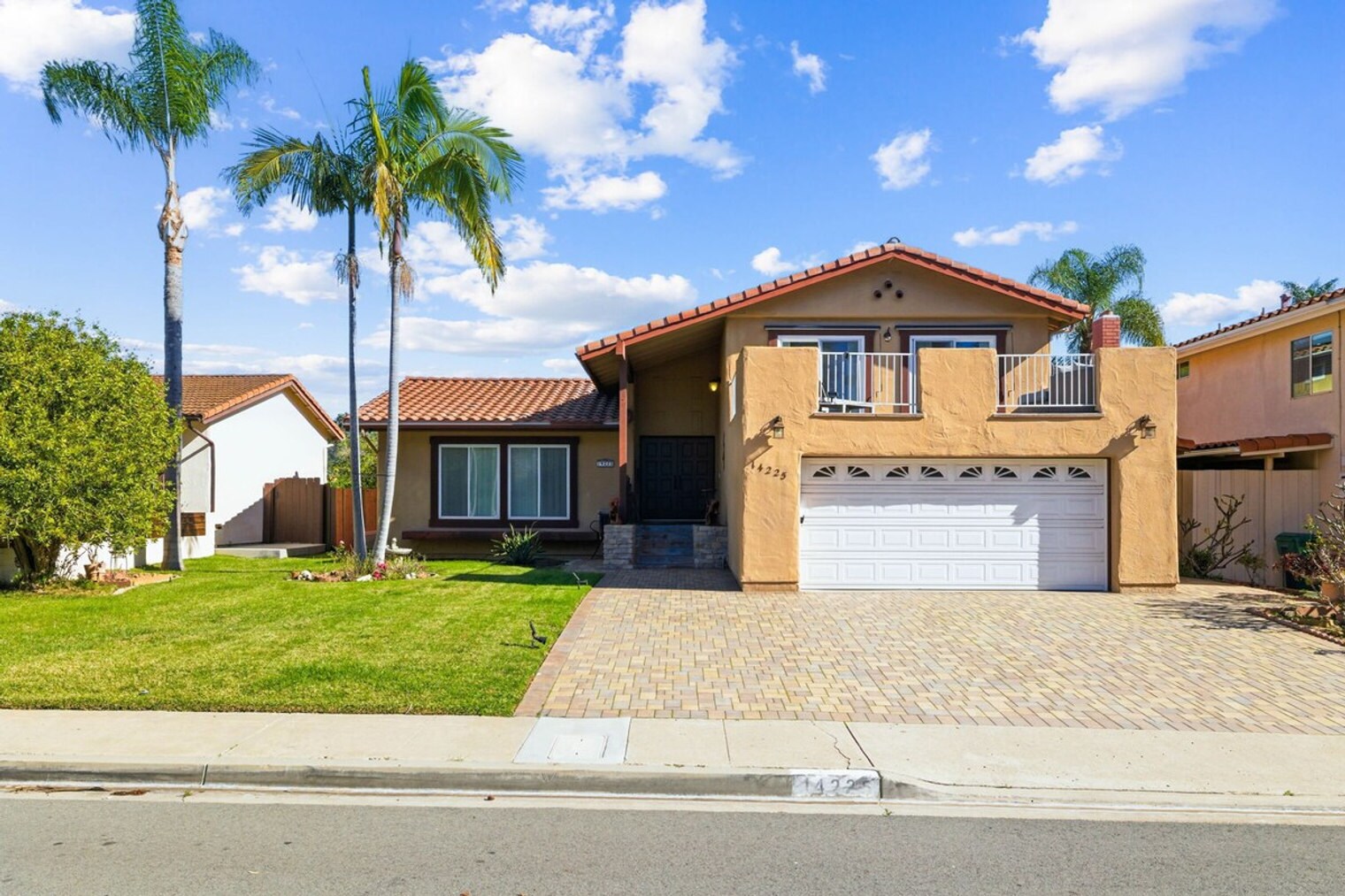 Building Photo - 14261 Mango Dr