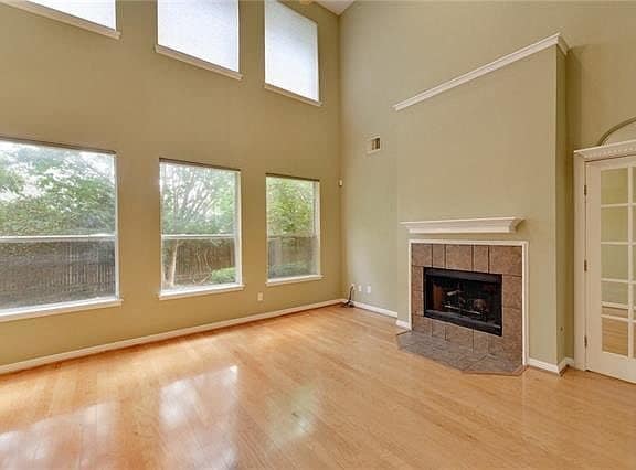 Building Photo - 8003 Magic Mountain Cove