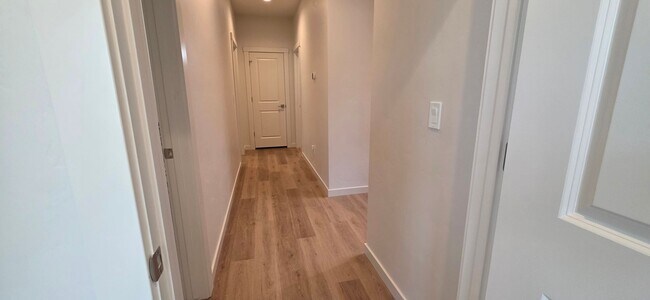 Building Photo - Stunning 3-bedroom + tech room, 2.5-bath home in NW Boise!