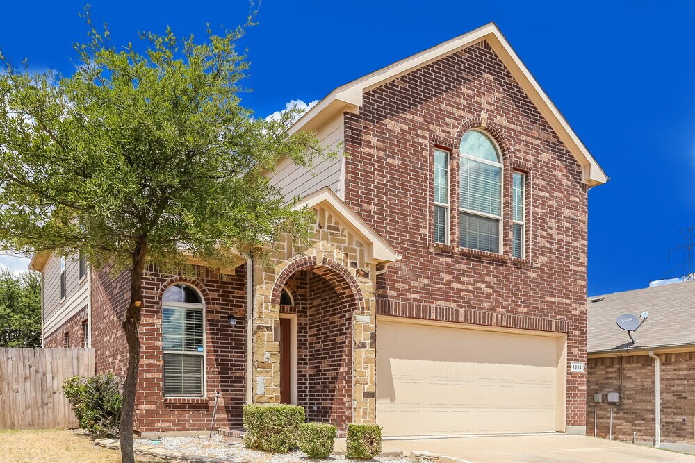 Building Photo - 1032 Sunderland Ln