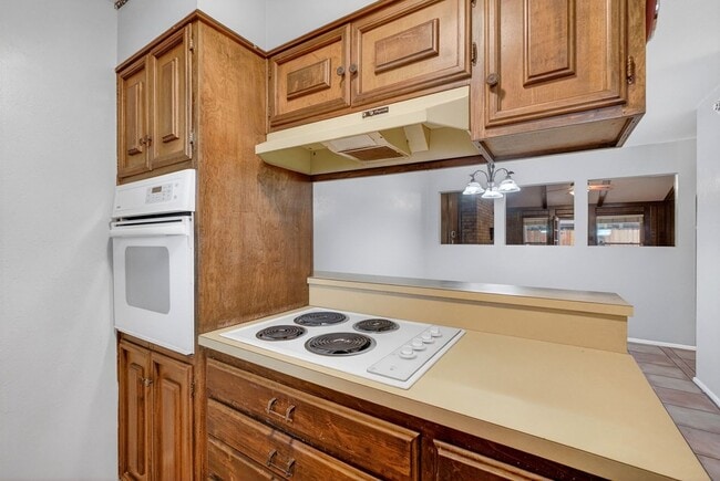 Building Photo - 3700 Monclair Ave