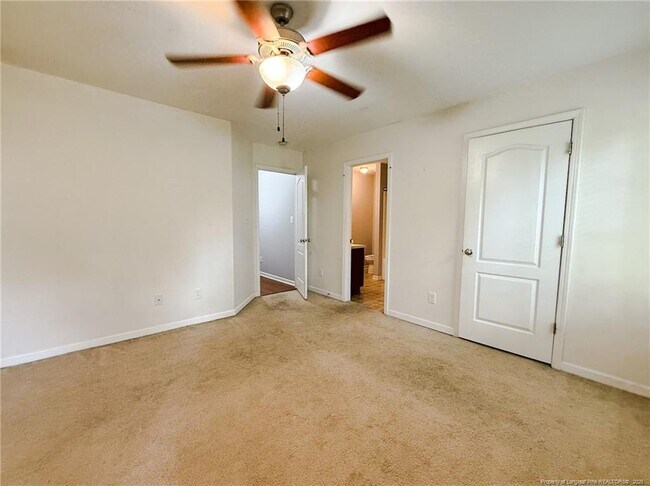 Building Photo - 2133 Coinjock Cir