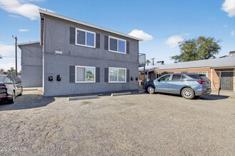 Building Photo - 1110 N 10th St