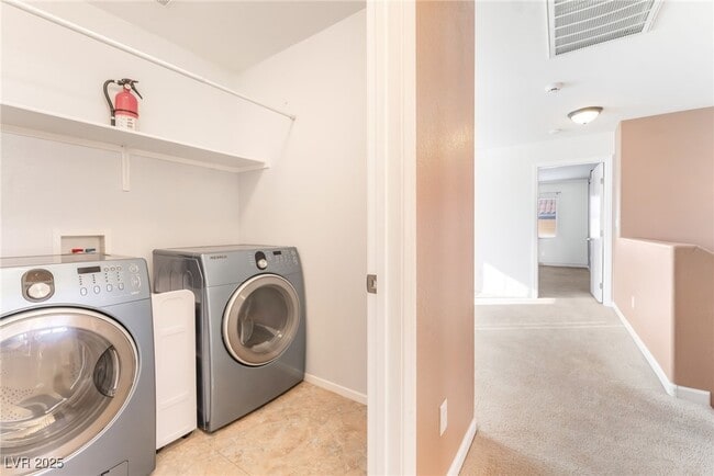 Building Photo - 9412 Plover Falls Ave