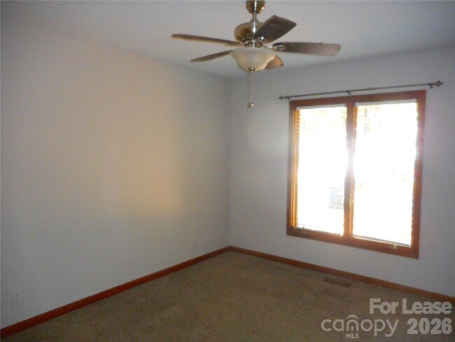 Building Photo - 16161 Tana Tea Cir