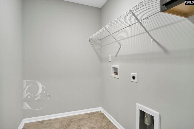 Building Photo - 112 Jersey Ln