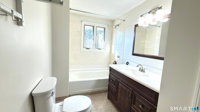 Building Photo - 309 Brookfield St