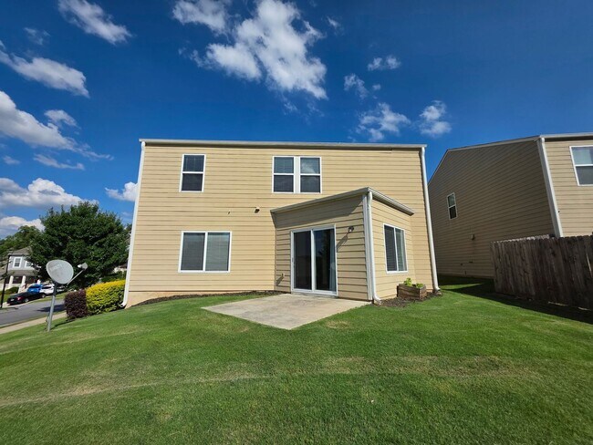 Building Photo - 1490 Avalon Creek Rd