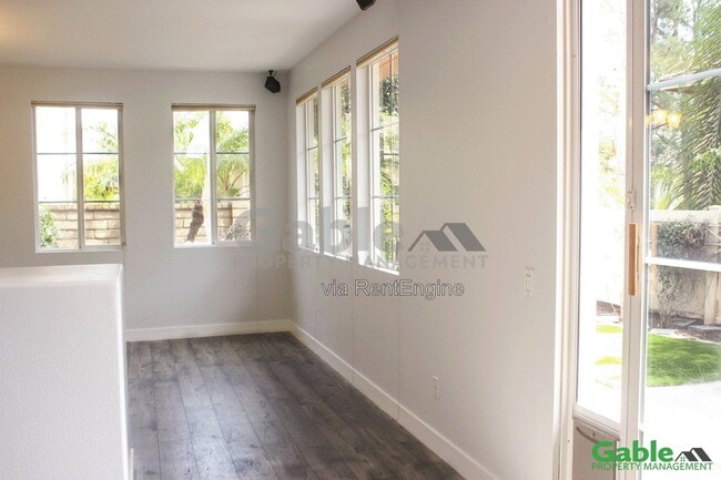 Building Photo - 24210 Amaryllis Ct
