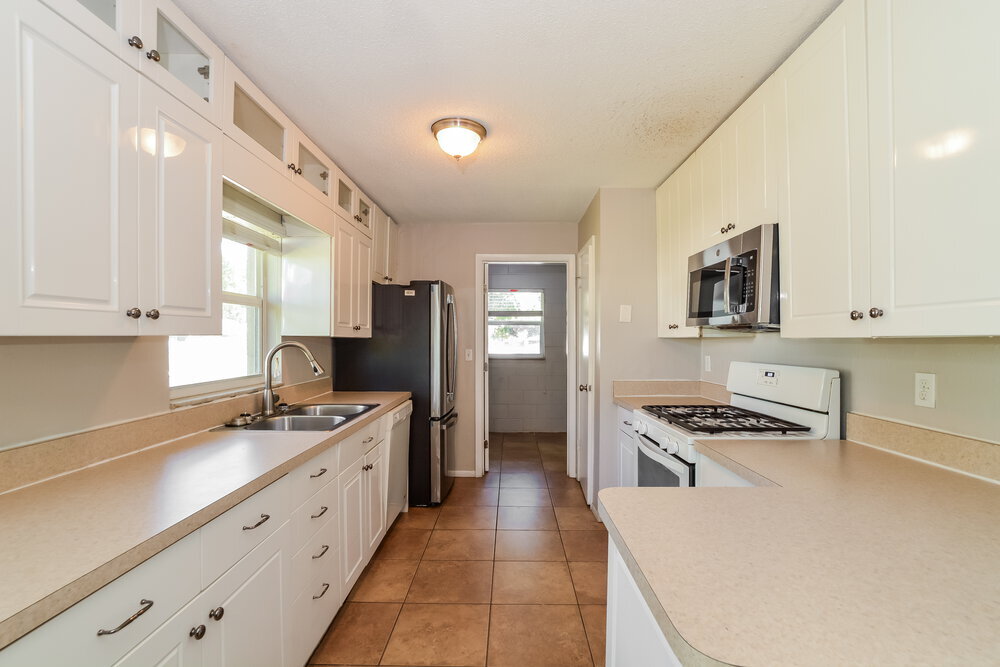 Building Photo - 126 Alder Ave