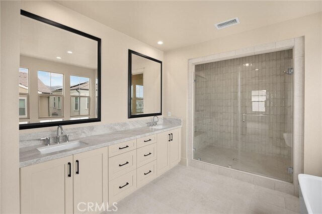 Building Photo - 122 Oakstone