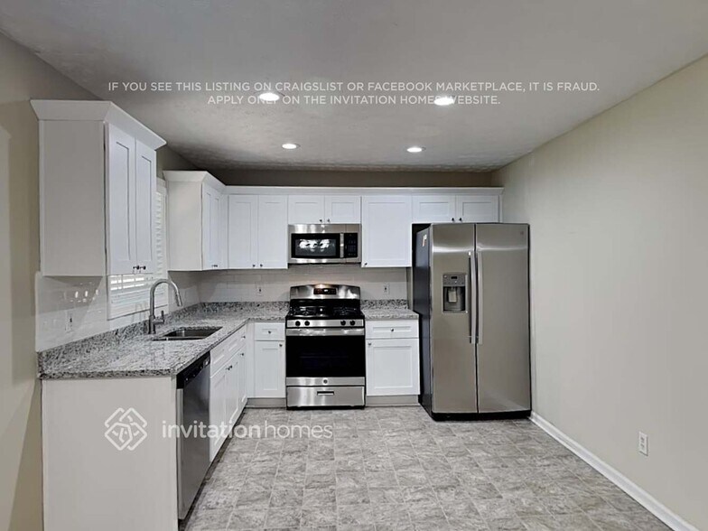 Building Photo - 3794 Cherokee Overlook Dr