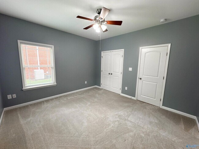 Building Photo - 14389 Water Stream Dr