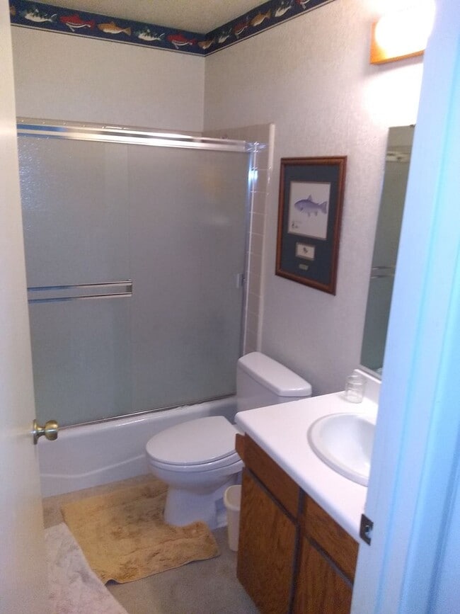 Building Photo - 7 month Lease -3bd/2.5ba Fully Furnished S...