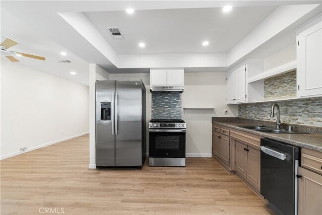 Building Photo - 2928 Dalemead St