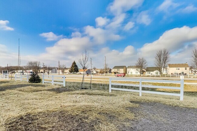 Building Photo - 10834 Penwell Wy