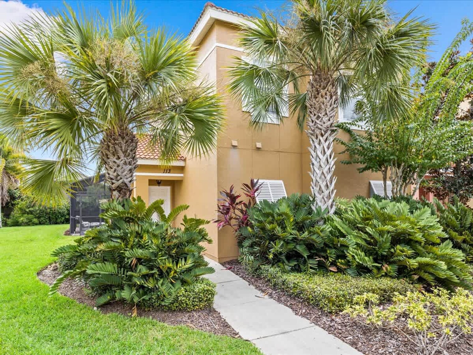 Building Photo - 113 Pompano Beach Dr