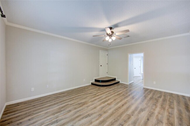 Building Photo - 4927 Kenlake Grove Dr
