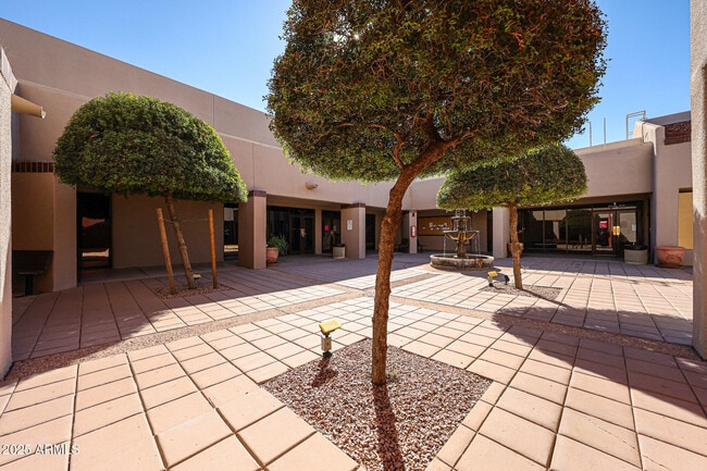 Building Photo - 9833 E Watford Way