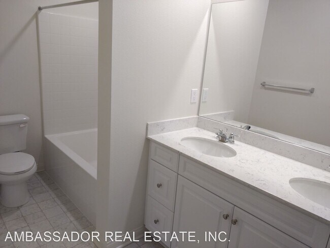 Building Photo - 3 br, 2.5 bath House - 1396 Palo Verde Way...