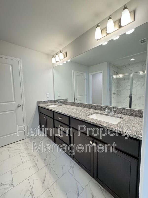Building Photo - 1592 Laurel Blossom Walk