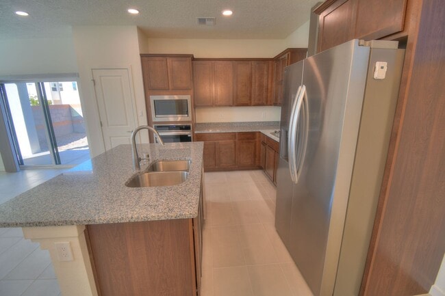 Building Photo - NEW CONSTRUCTION IN THE FAR NE HEIGHTS!!!!!