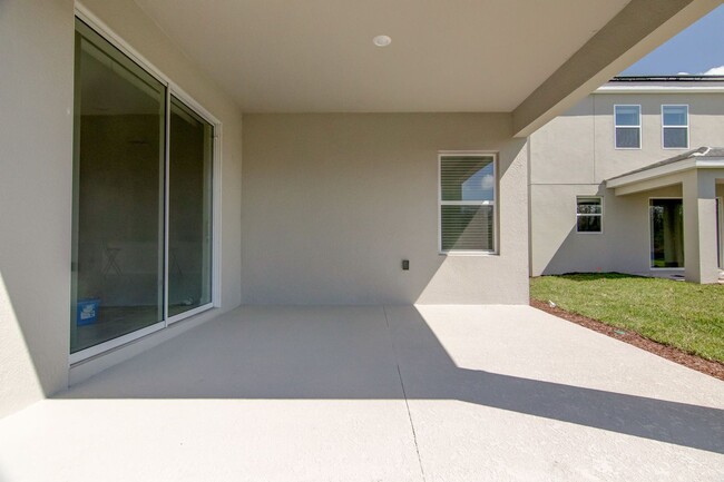Building Photo - Lovely 5bd/3.5bath FOR RENT in highly soug...