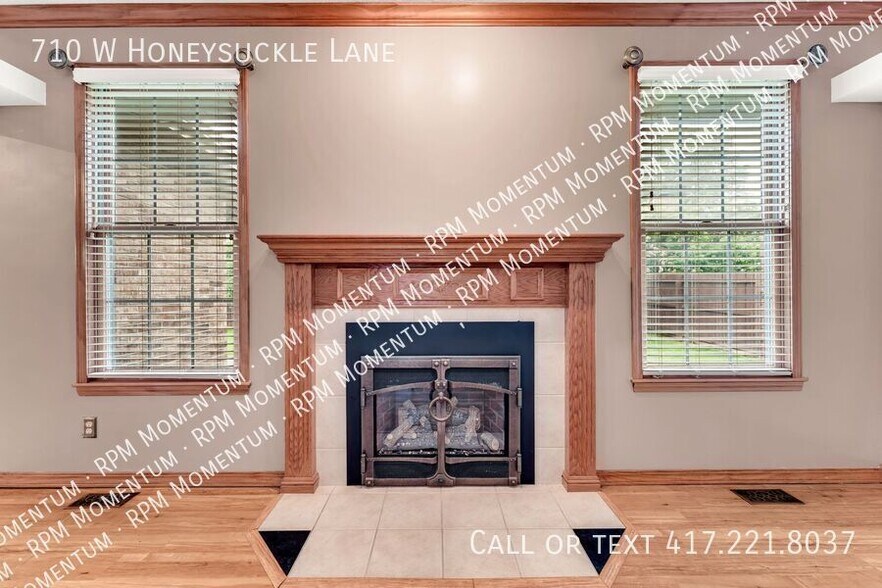 Building Photo - 710 Honeysuckle Ln