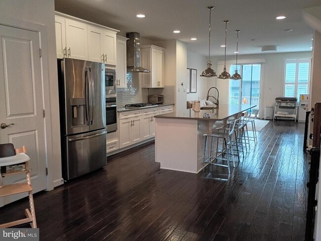 Building Photo - 3113 Sundrops Ct