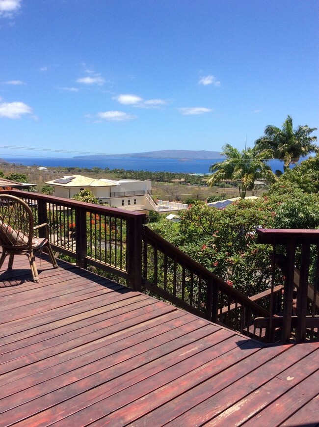 Building Photo - Very private, gated, mostly furnished Maui...