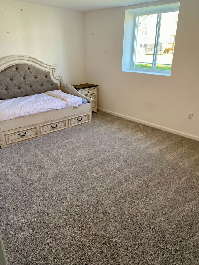 Building Photo - Brand-New Luxury Home in Howell – Move-In ...