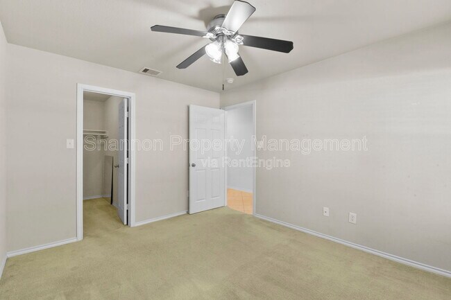 Building Photo - 2711 Polk St