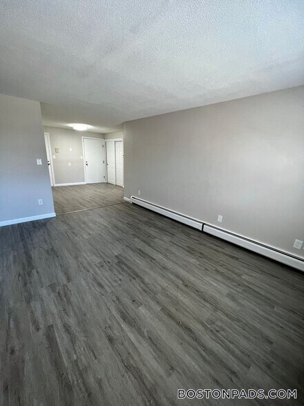 Building Photo - 105 Ridgewood Ln