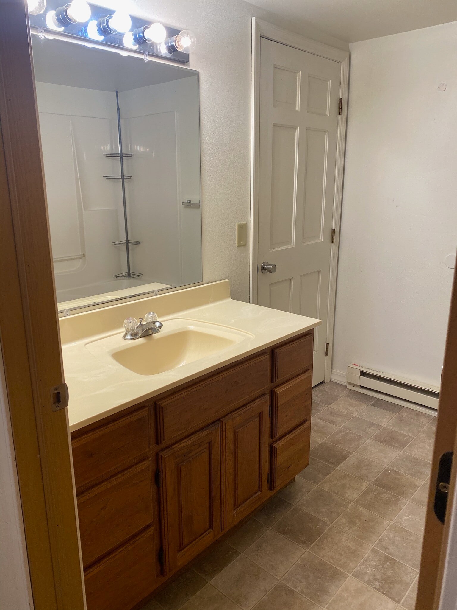 Bathroom - 36264 Kopp St