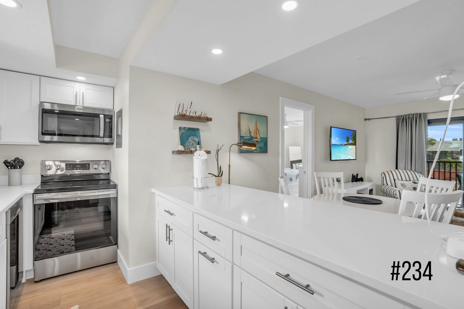 Building Photo - 600 Neapolitan Way