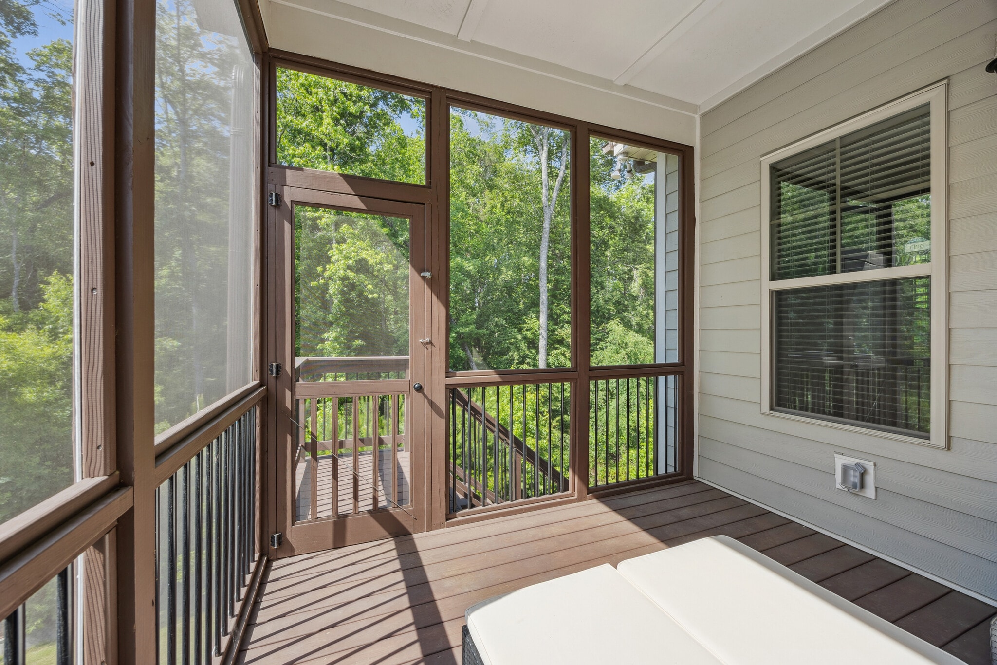 Building Photo - 405 Gilpin Way