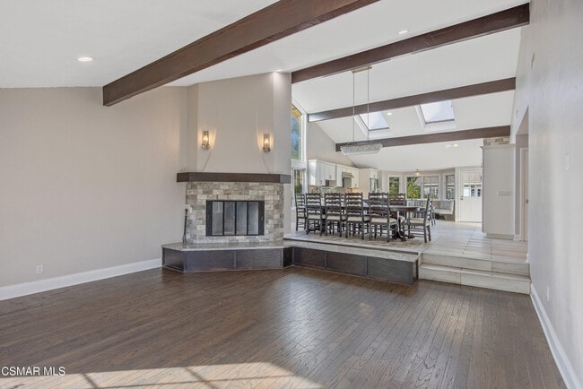 Building Photo - 8369 Sausalito Ave