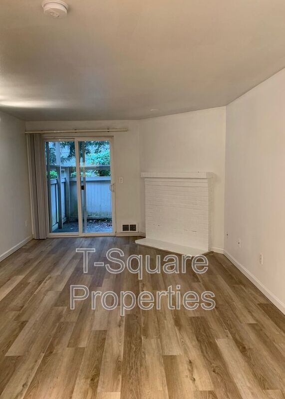 Building Photo - 14200 NE 171st St