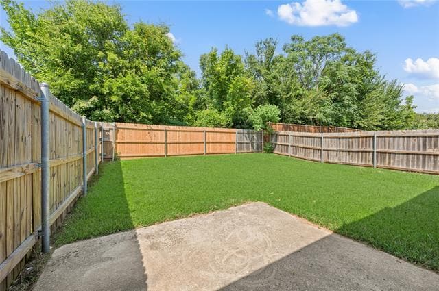 Building Photo - 1415 Ravenwood Dr
