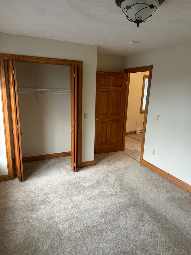 Building Photo - 1085 County Road 4