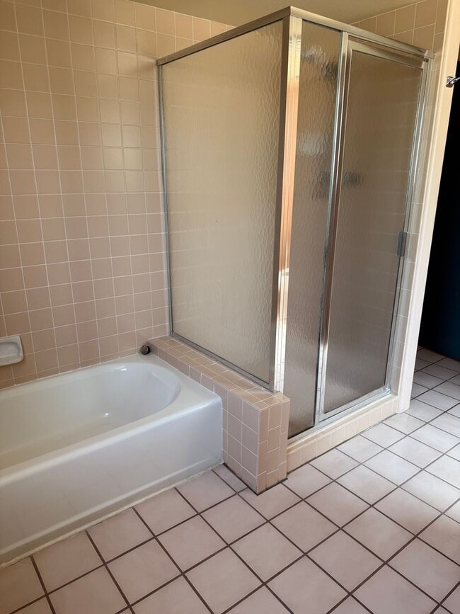 Building Photo - Southwest Casita in Convenient Location