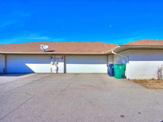 Building Photo - Mid-Term Rental in Glenbrook Addition, Nic...