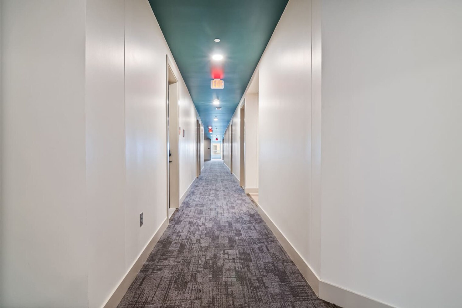 Building Photo - 701 Richmond Ave.