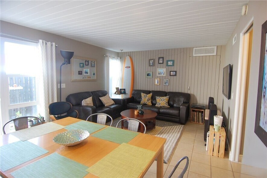 Building Photo - 316 Cazador Ln