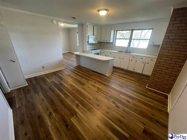 Building Photo - 2120 N Governor Williams Hwy